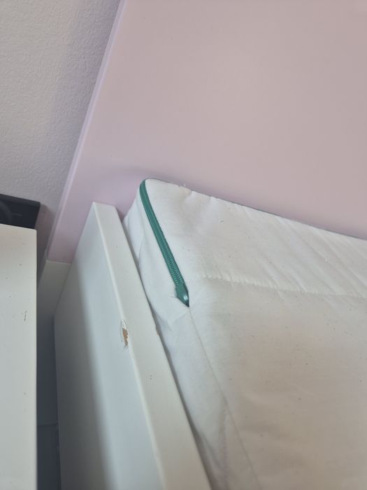 Łóżko łóżeczko dziecięce Slakt z materacem