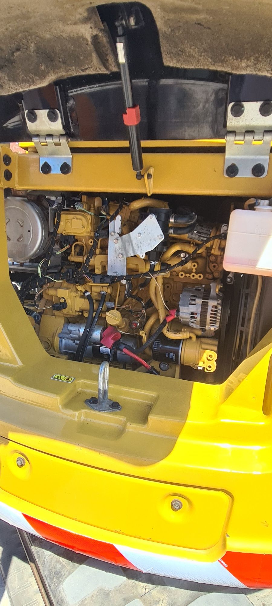 Minikoparka CAT  caterpillar 308e2