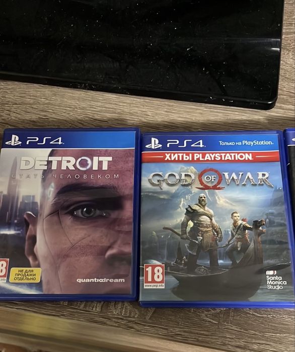 Ps 4 slim 1 tb с геймпадами и играми