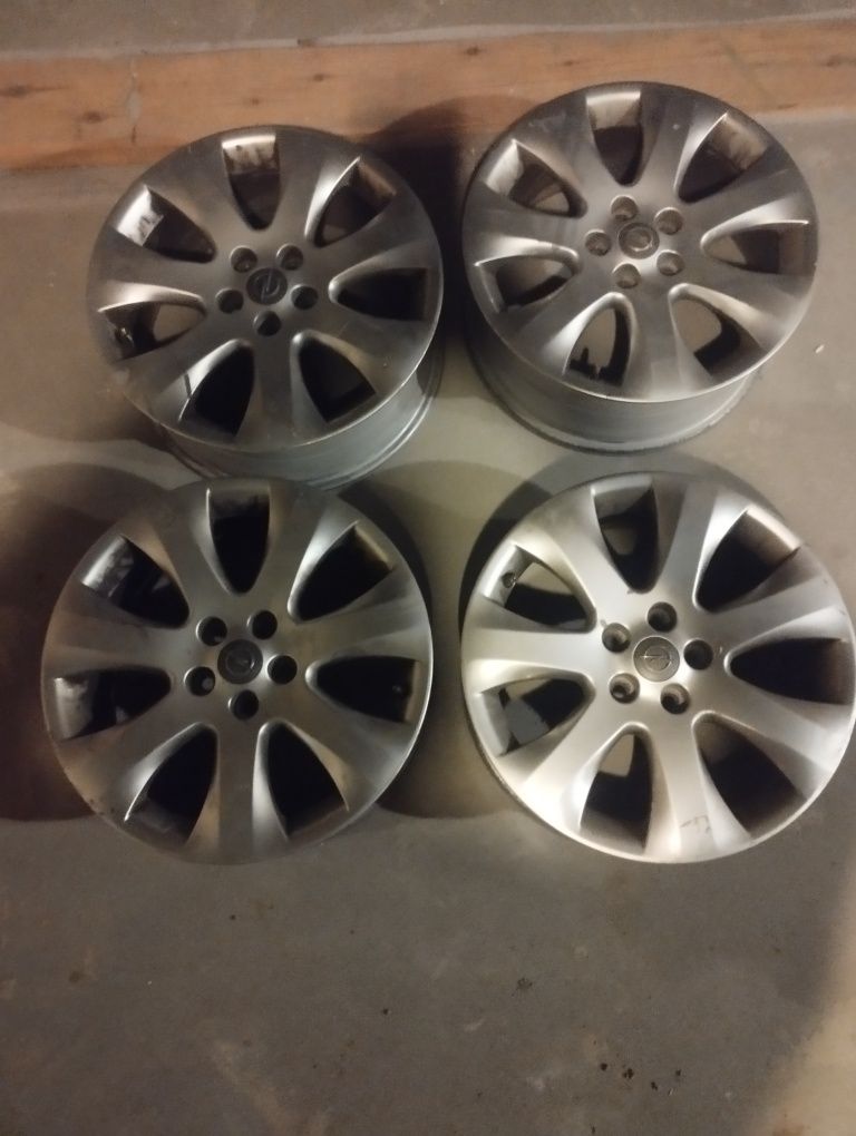 Ładne alufelgi r17 5x105 komplet