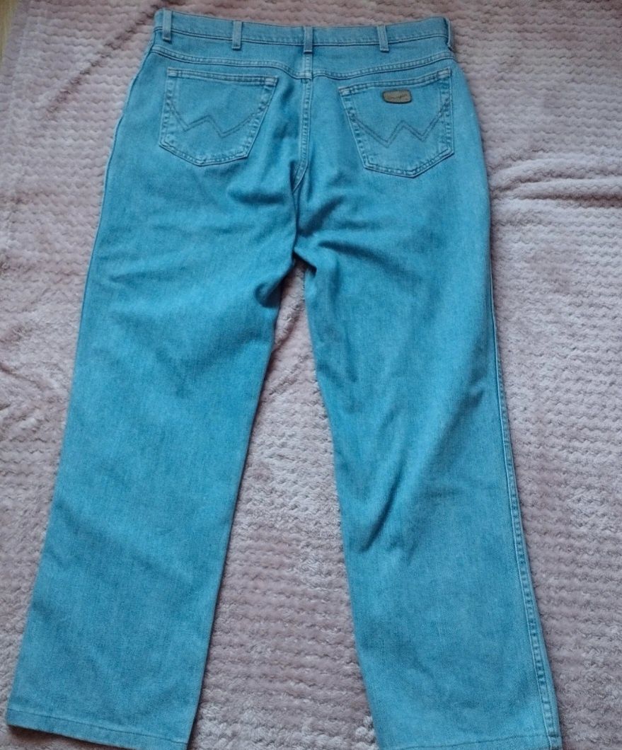 Jeans szerokie nogawki Wrangler