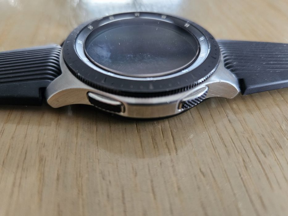 Smartwatch Galaxy Watch 46mm plus pasek.