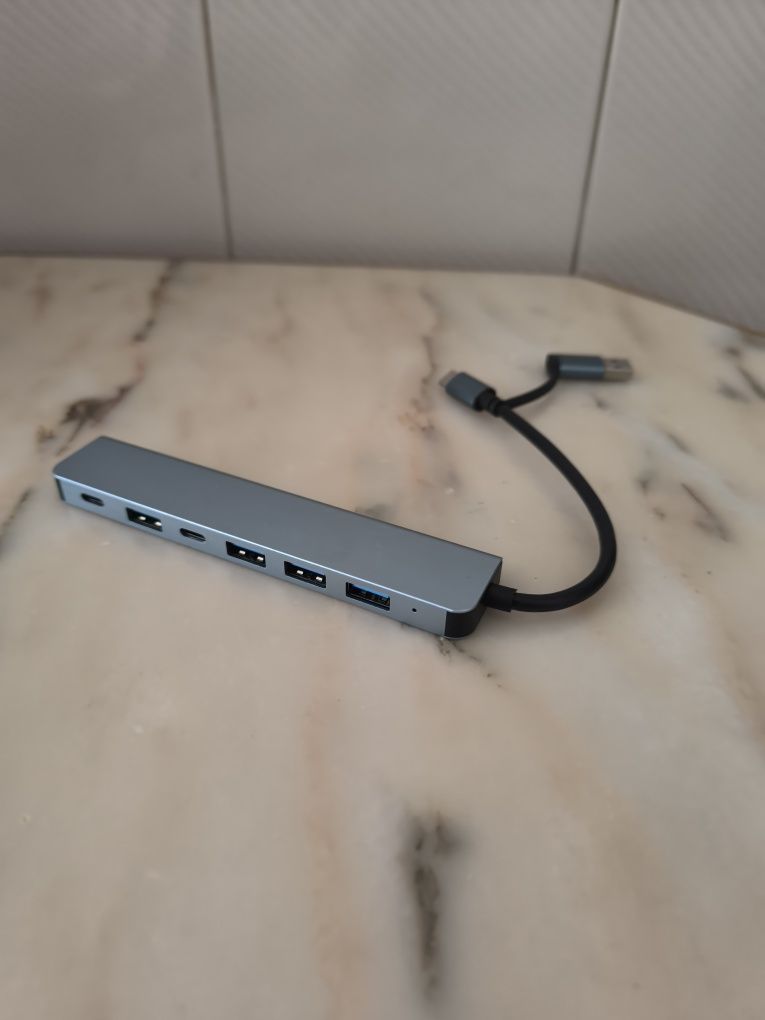 Conector entre USB type-A e type-C
