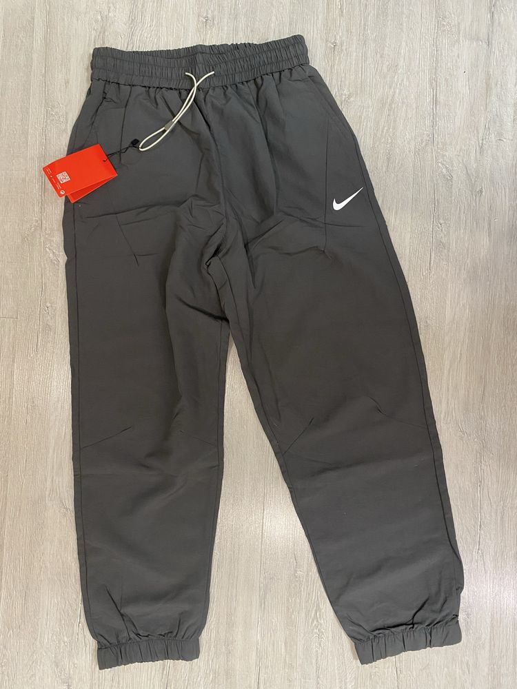 Штани плащові від Nike