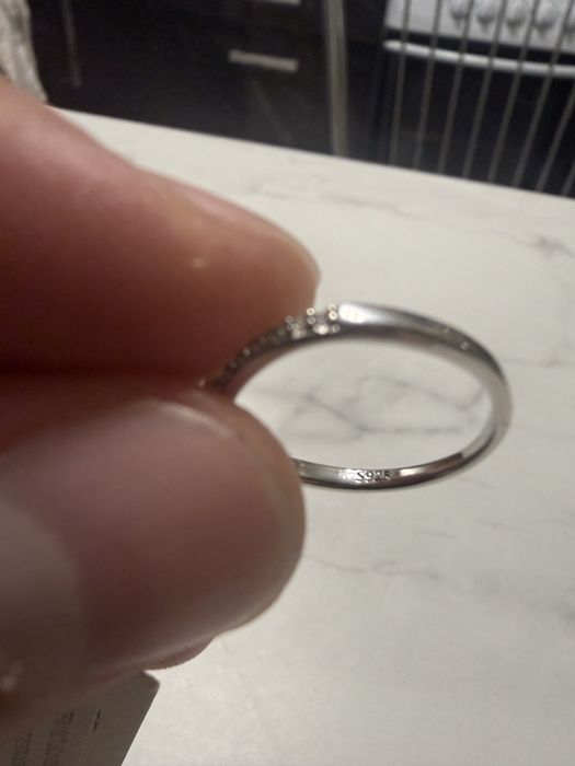 Продам  кольцо 16 р s925