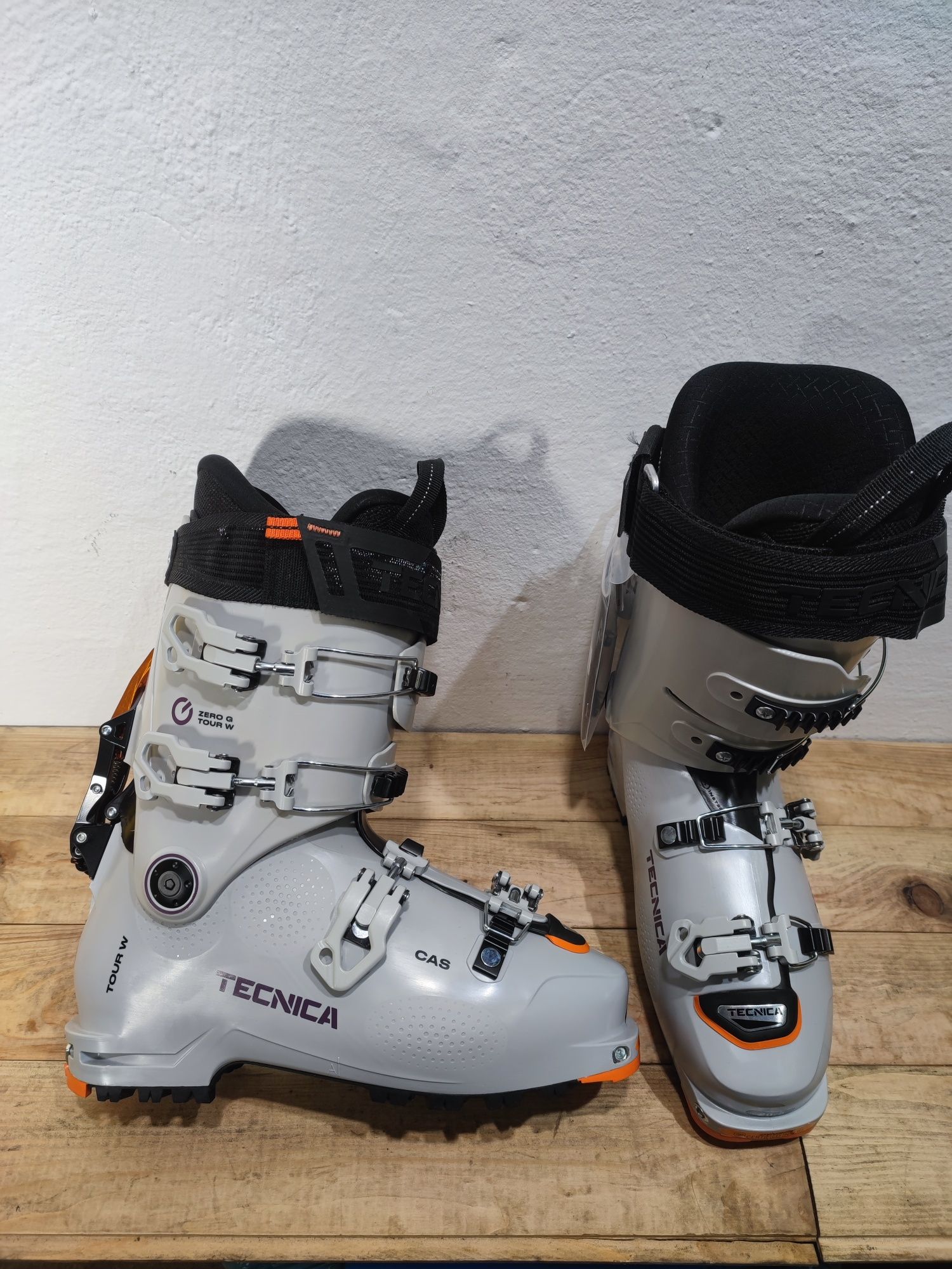 Nr 1468 Nowe buty skitourowe Tecnica zero g tour w 26.5