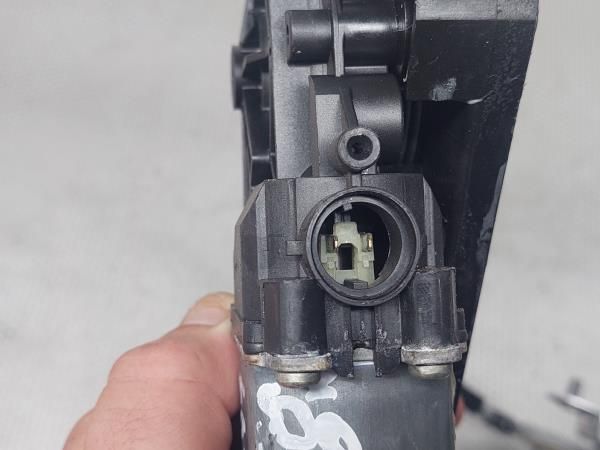 Elevador vidros frente direito PEUGEOT 108