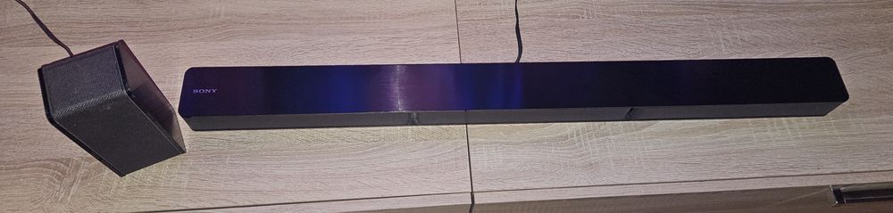 Soundbar Sony Preto com Subwoofer e Controlo
