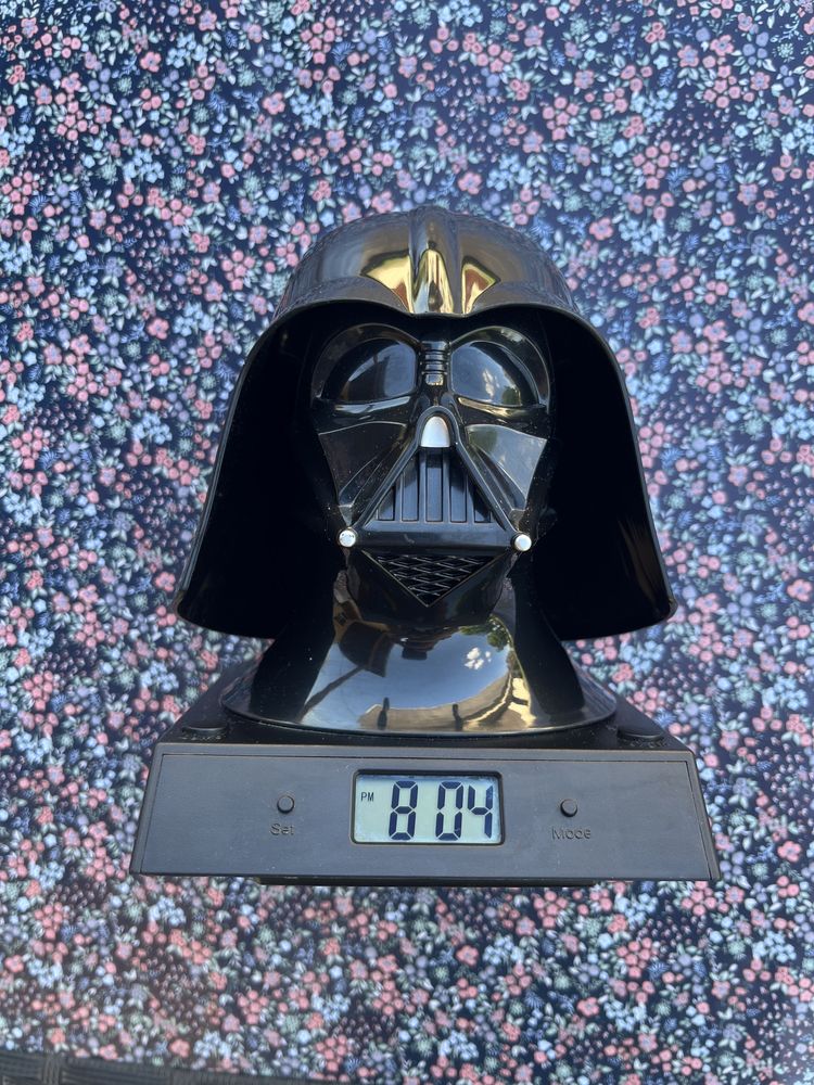 Годинник з будильником і проектором Дарт Вейдер Зоряні Війни Star Wars