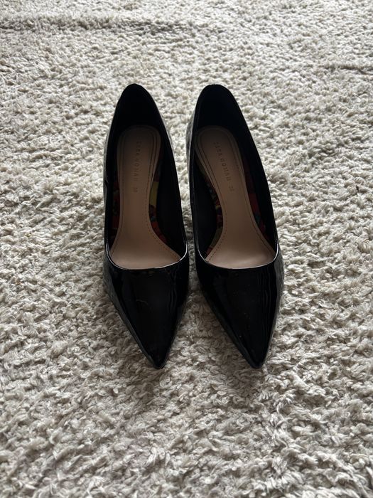 Piekne szpileczki czarne