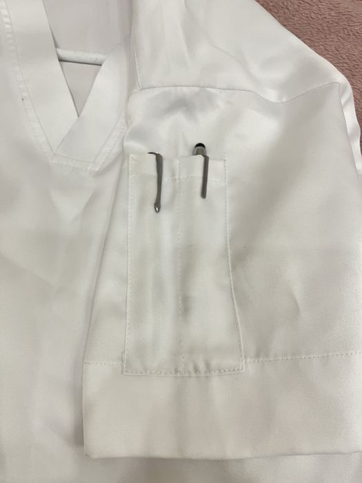 Fartuch medyczny rozm M Nowy