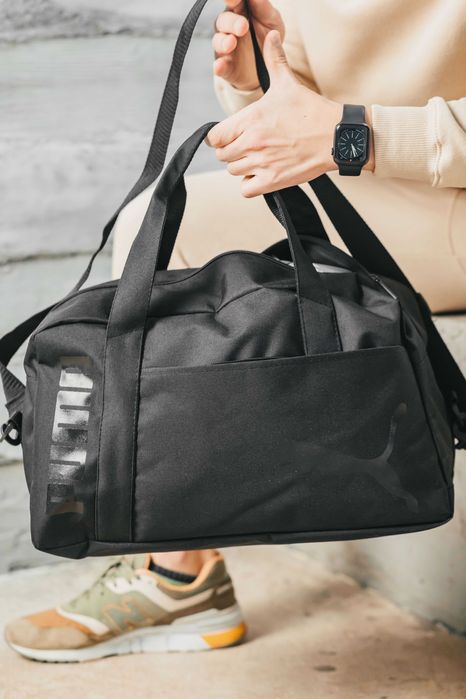 Якісна дорожня сумка, ремінь на плече