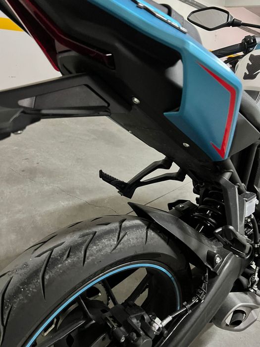 Motociclo Naked Voge 125r