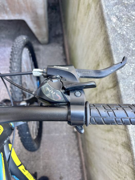 Bicicleta de Montanha QUER 29 – Bom Estado