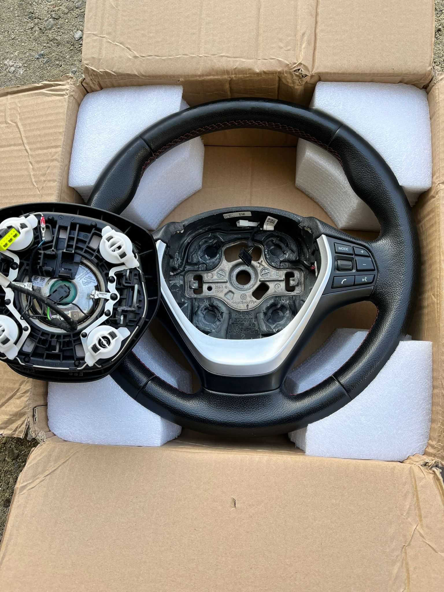 Volante Bmw F30 Sport line com airbag.