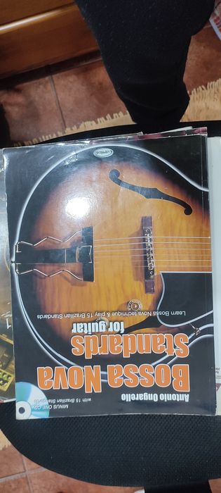 Antonio Ongarello:: Bossa nova standarts for guitar