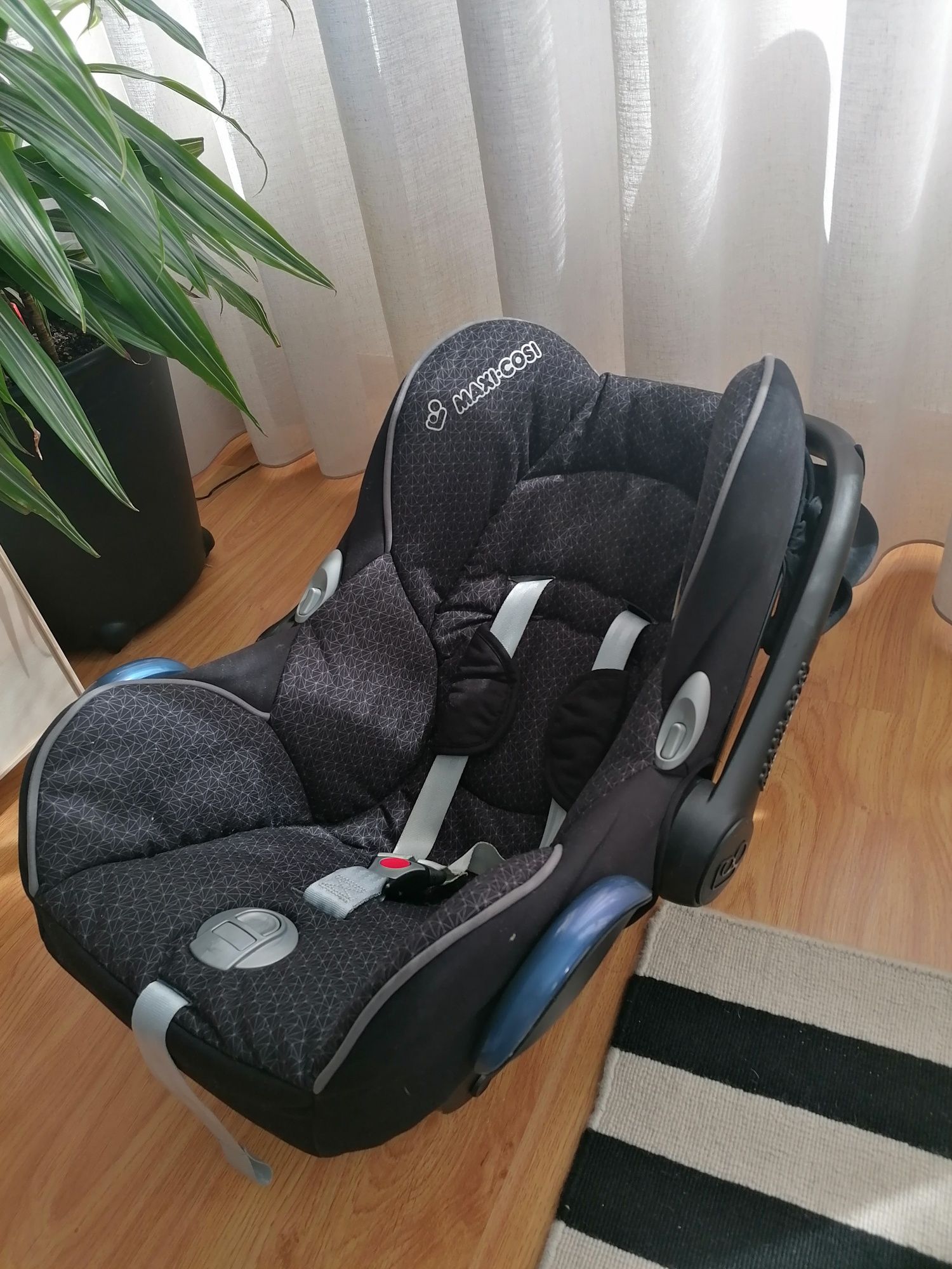 Ovinho Maxi-Cosi