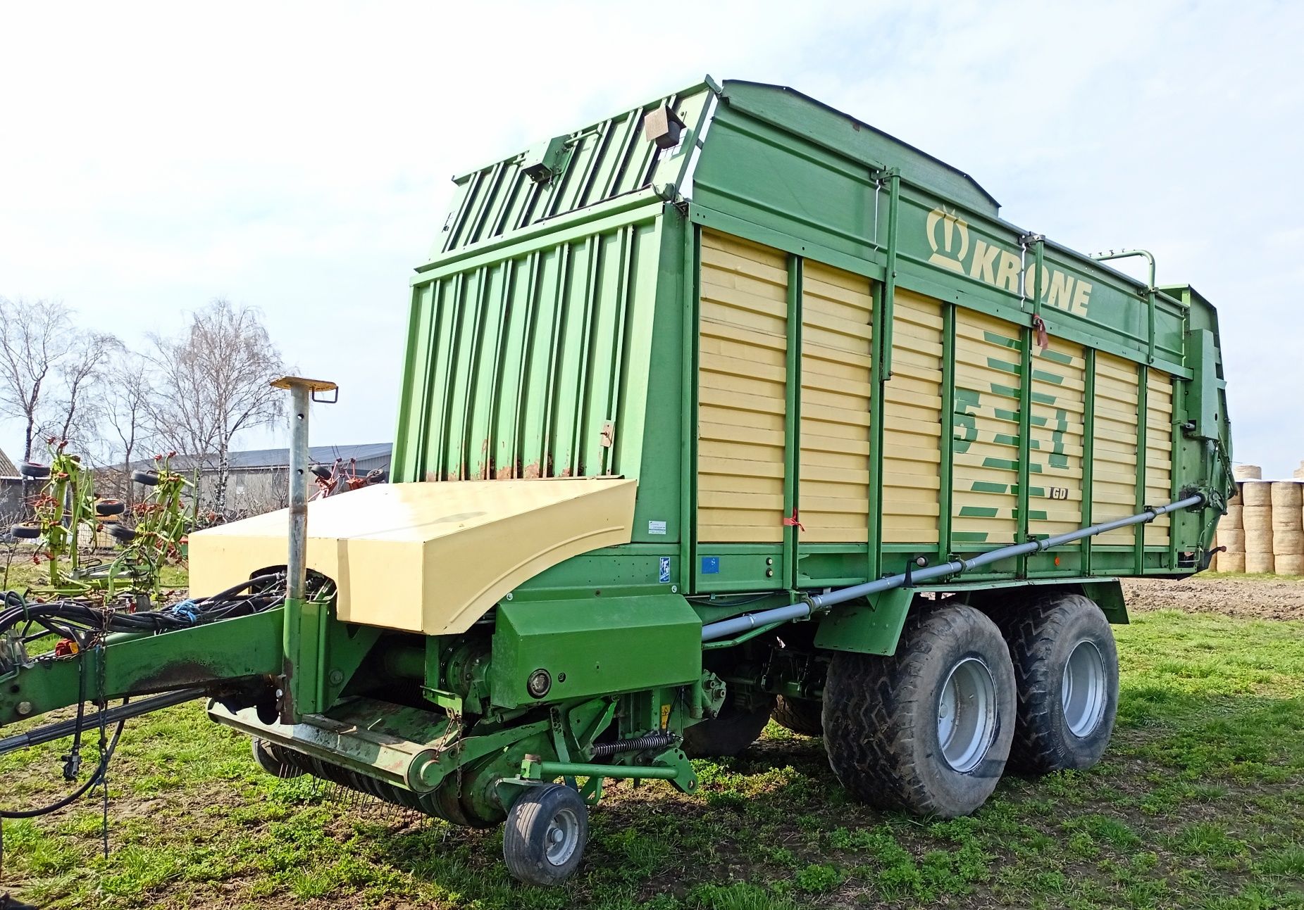 Przyczepa samozbierająca Krone 5xl Claas strautmann