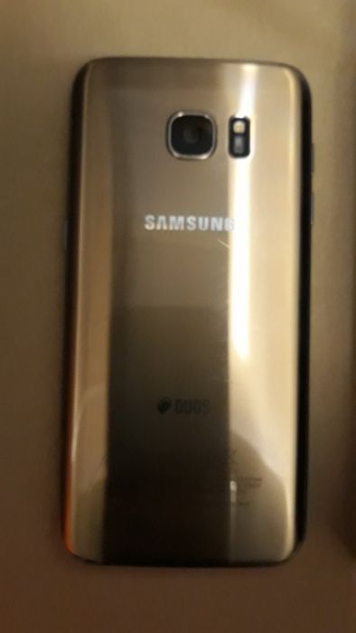 Телефон Samsung Edge S7 Gold