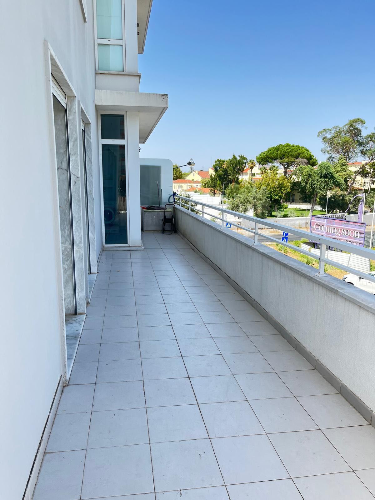 T1 Luminoso (Telheiras) com 100m2