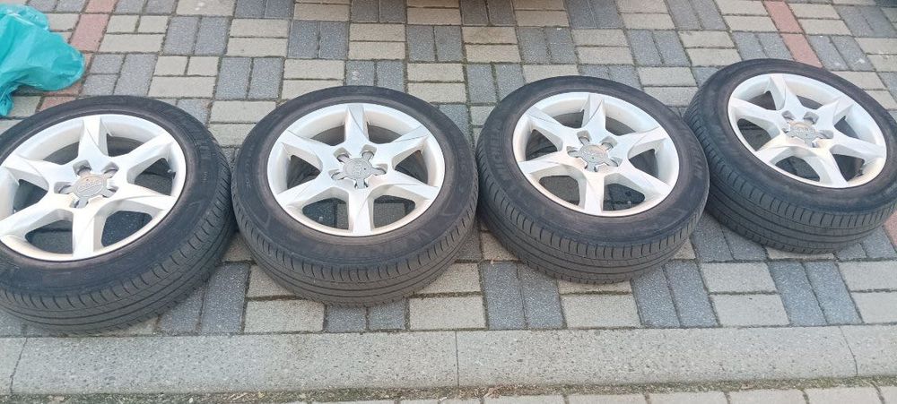 Koła z oponami letnimi Audi