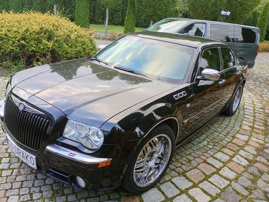 Chrysler 300C ładny