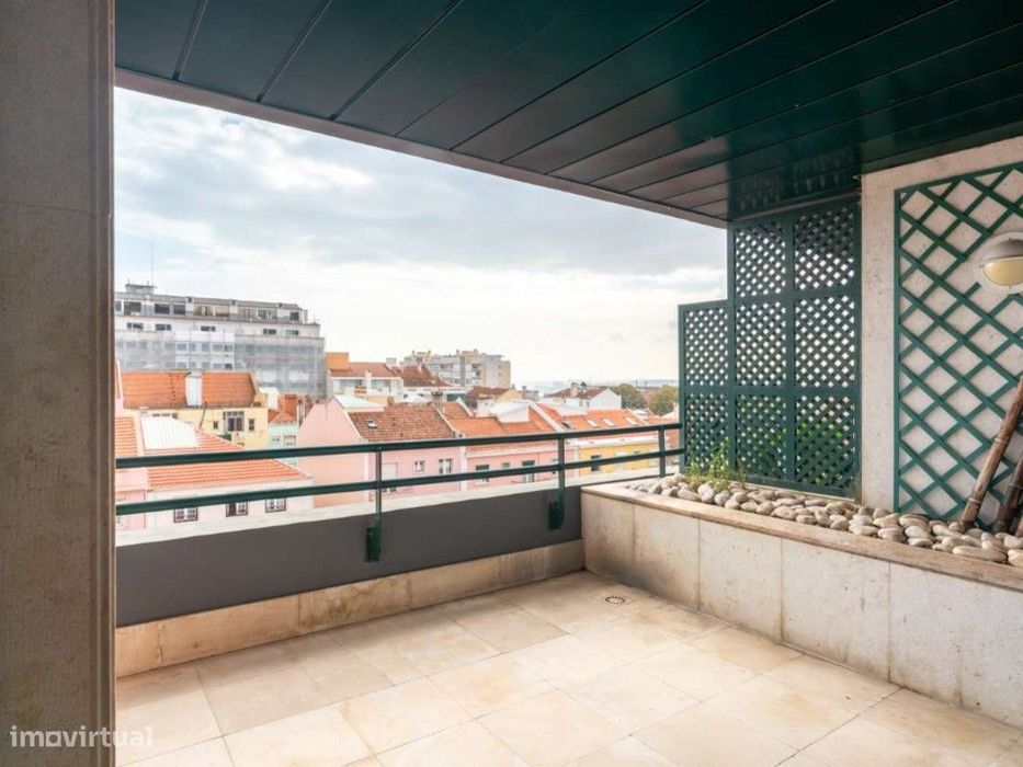 Apartamento T3 para arrendamento com vista rio nas Amoreiras