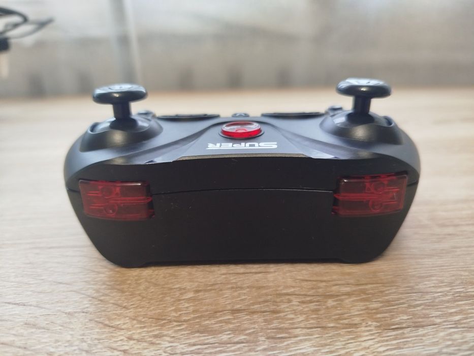 Квадрокоптер (без камери) EOPARD 2.4 GHz R/C 6 AXIS GYRO QUADCOPTER.