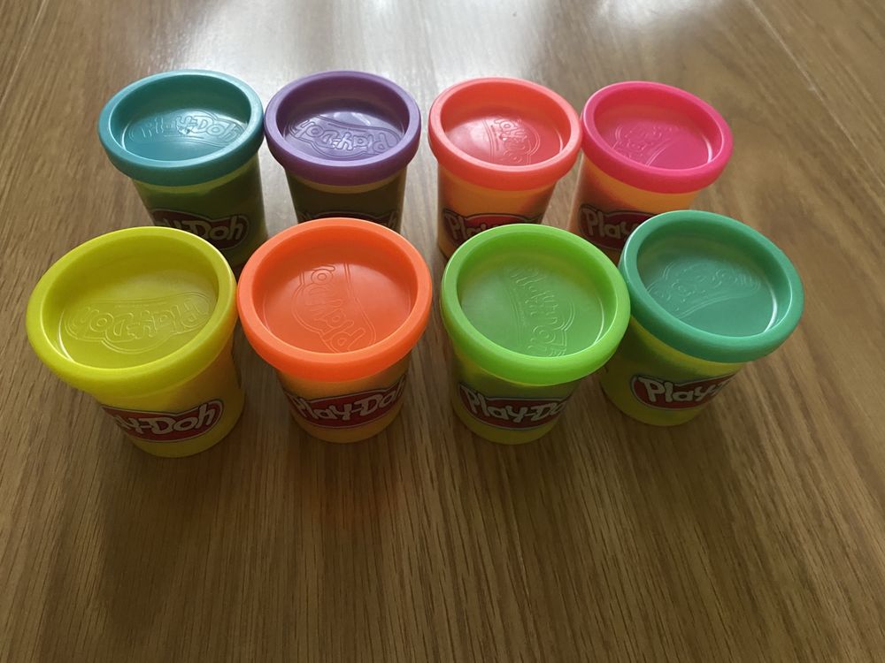 Play-Doh plasticina neon