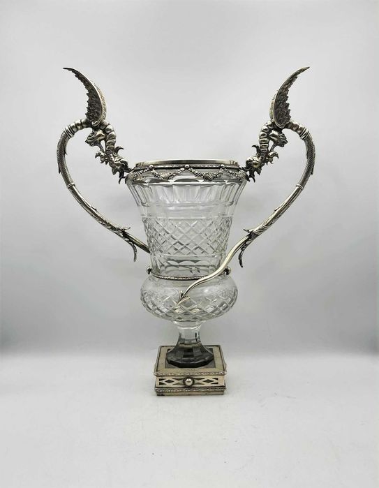 Vaso em prata portuguesa antiga