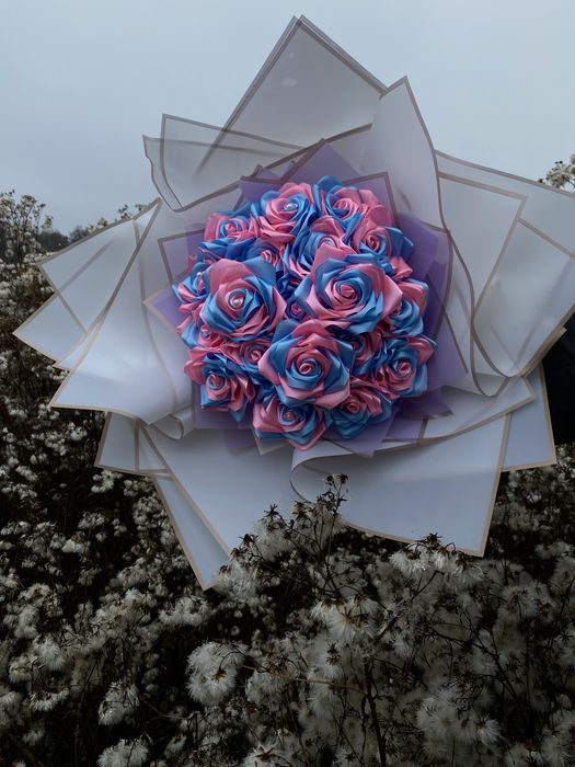 Атласні квіти/ букетики