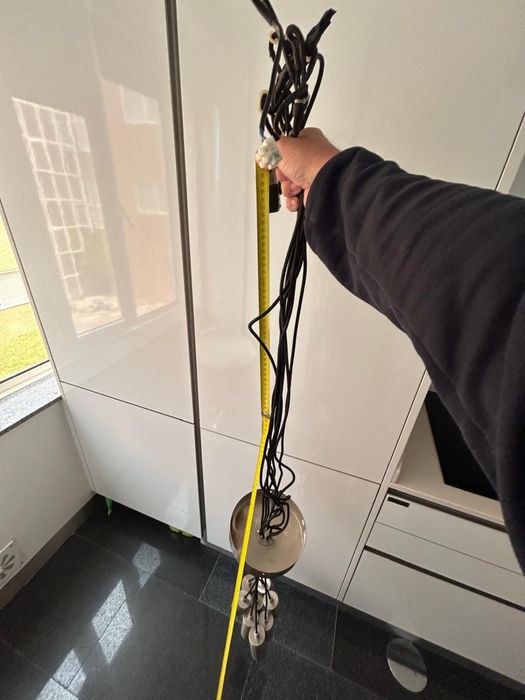 CANDEEIRO DE TETO COM SEIS LÂMPADAS