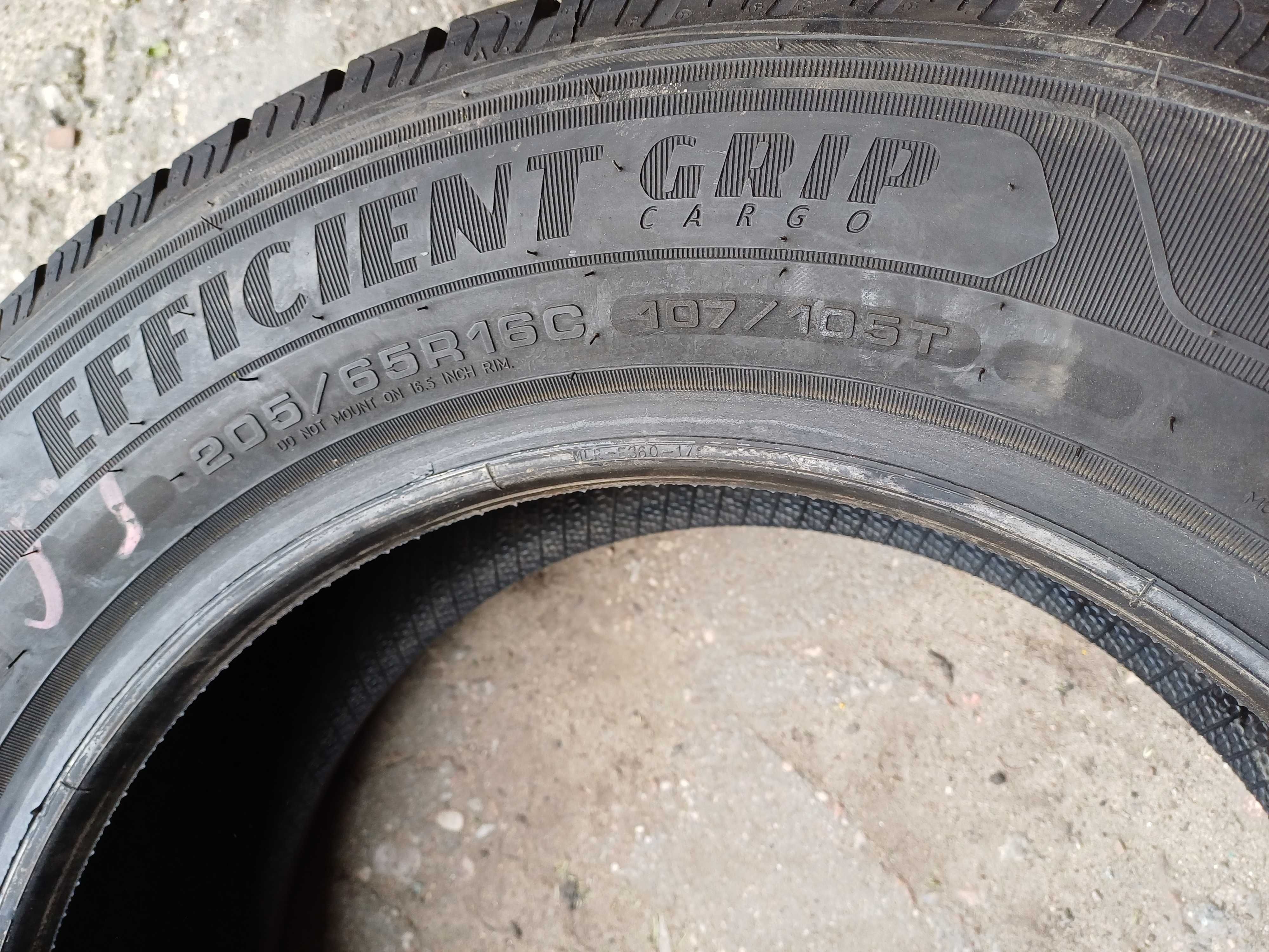 Goodyear EfficientGrip Cargo 205/65 R16C 107/105T 2021r Demo