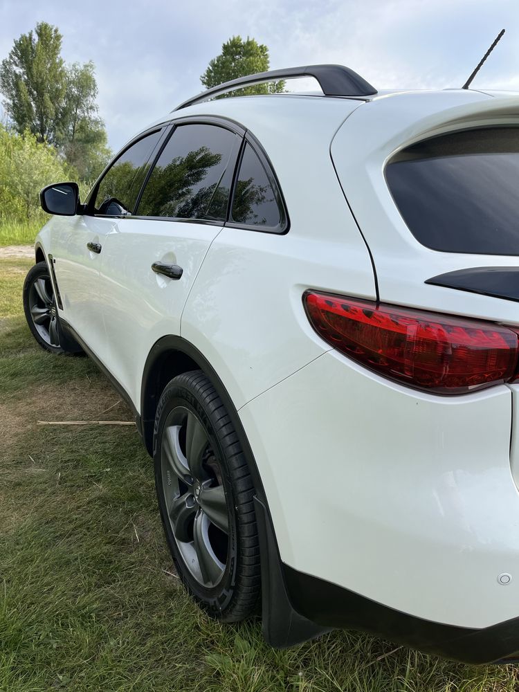 Продам Infiniti FX 37, 2013 рік, газ/бензин, обслужений