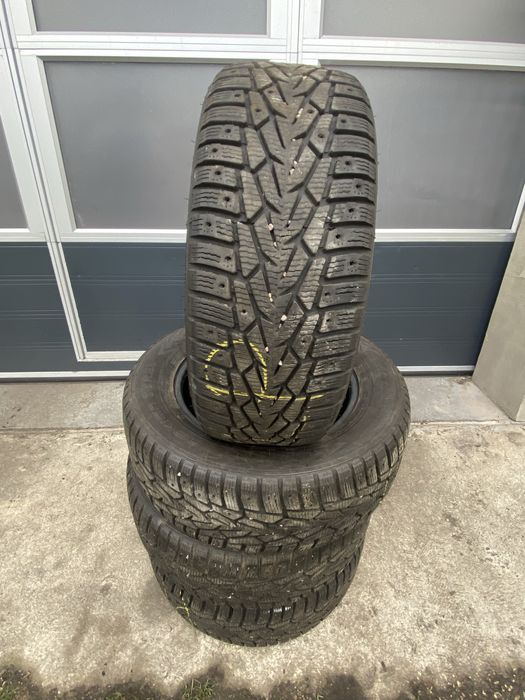 Opony zimowe Nokian Tyres 215/60 r16