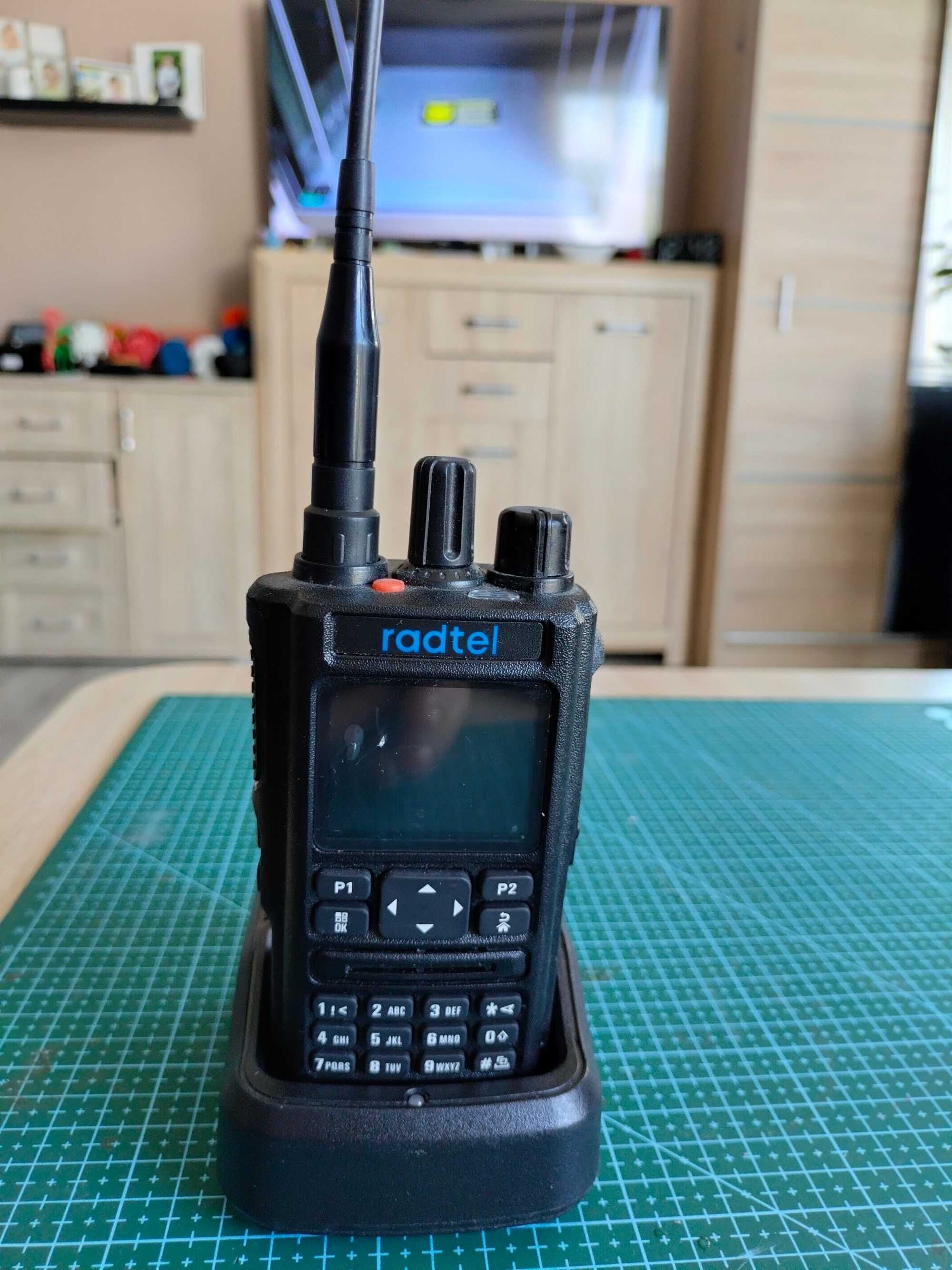 RadTel RT-490 z Bluetooth i GPS. Sprawne.