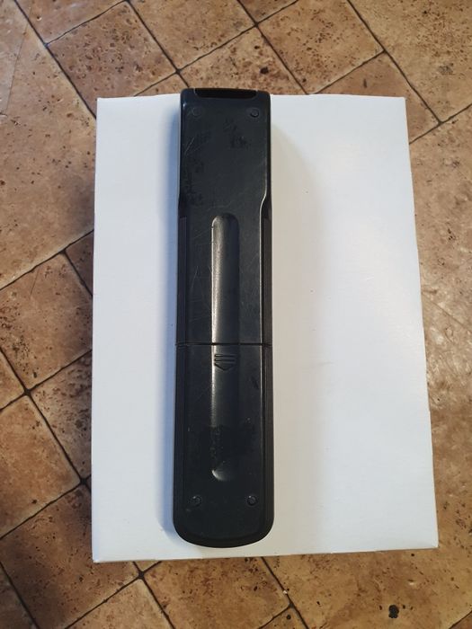 Pilot tv sony RM-836