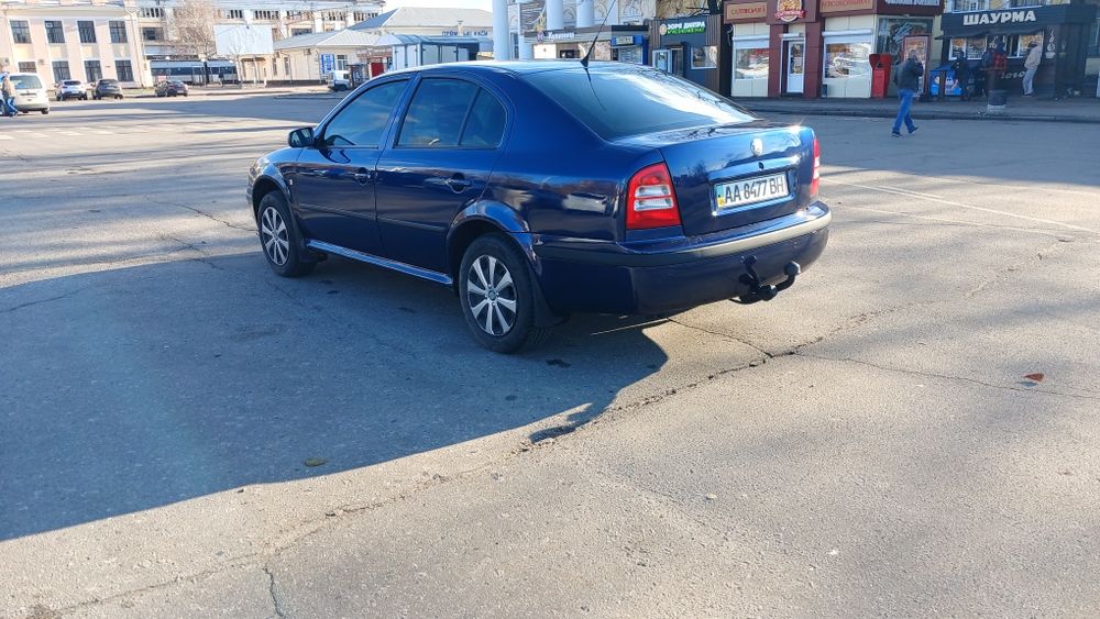 Продам Шкоду в доброму стані