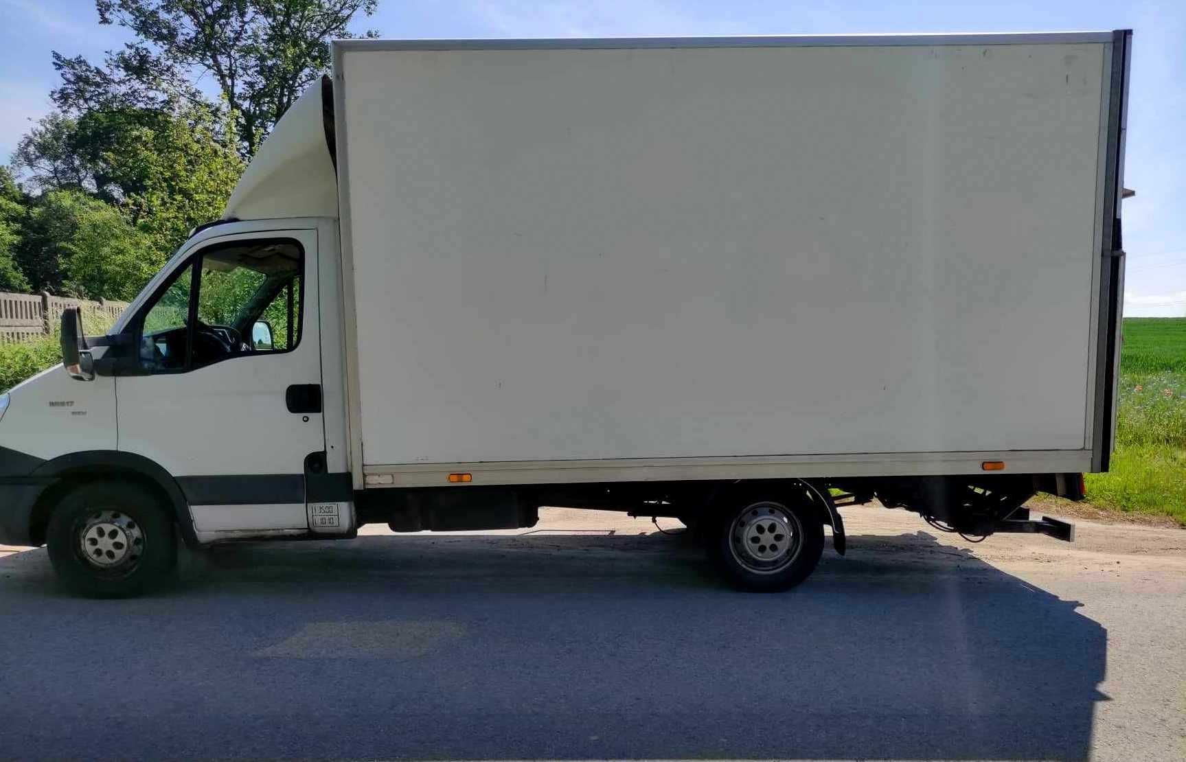 TRANSPORT-PRZEPROWADZKI-Wynajem auta z kierowcą- IVECO-Winda 24h/7