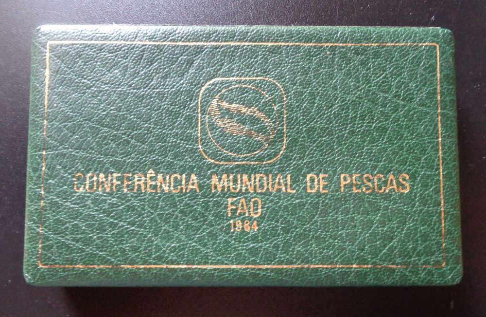 Estojo Proof com 2 moedas FAO-Pescas 1984