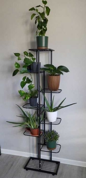 Metalowy kwietnik stojący – 141 cm, 7 półek
