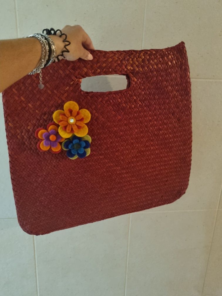 OFERTA PORTES - Saco de Mão Praia Vermelho com Flores NOVO