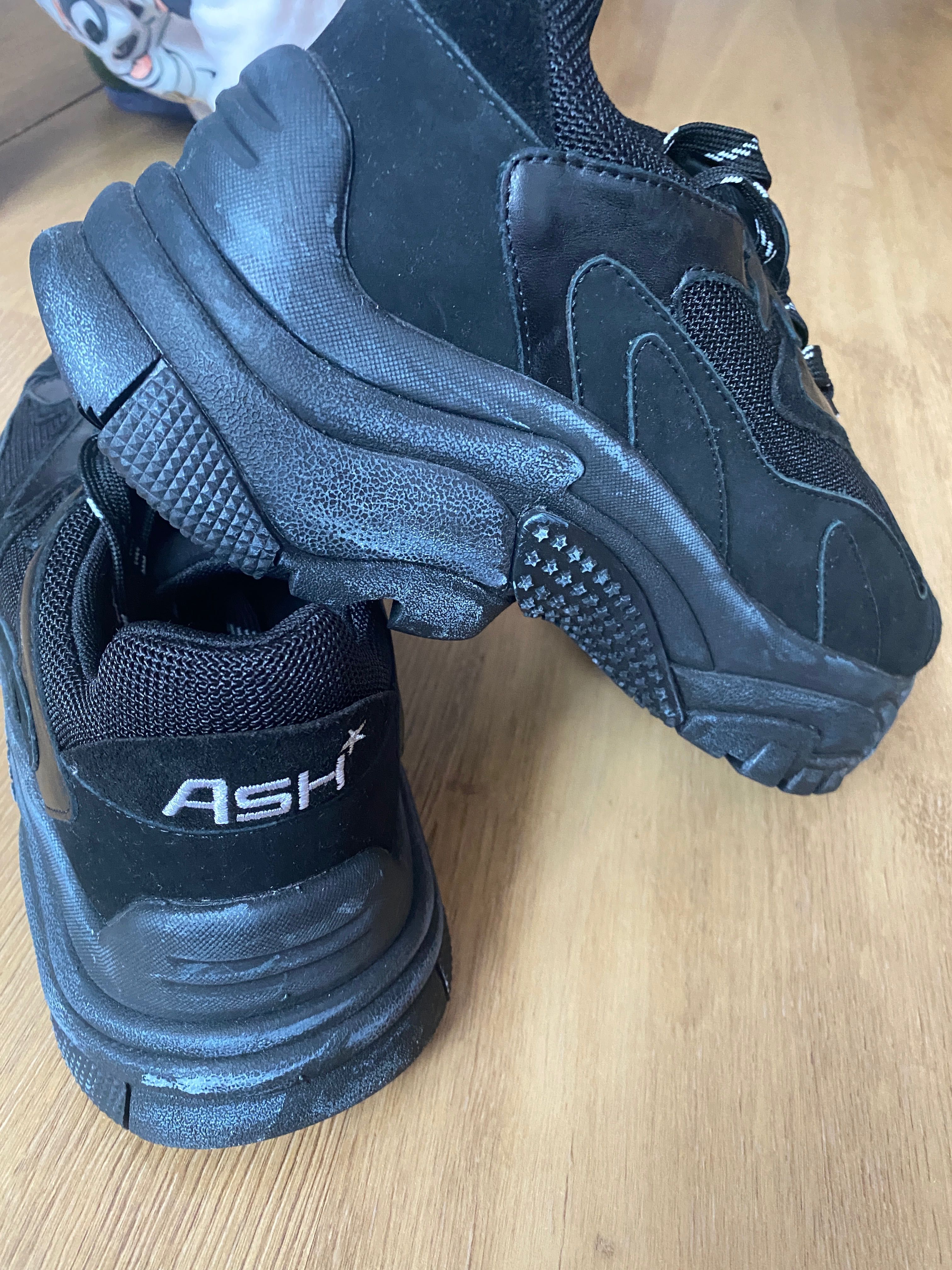 Nowe buty meskie ASH