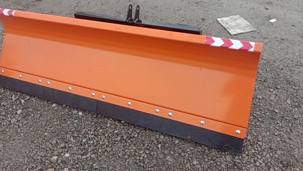 Najwyższa jakość, Różne mocowania, pług do śniegu do ciągnika