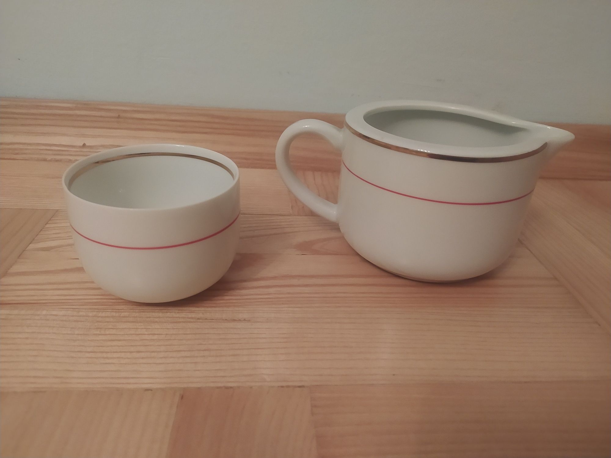 Dzbanek mlecznik cukierniczka miseczka komplet porcelana Karolina