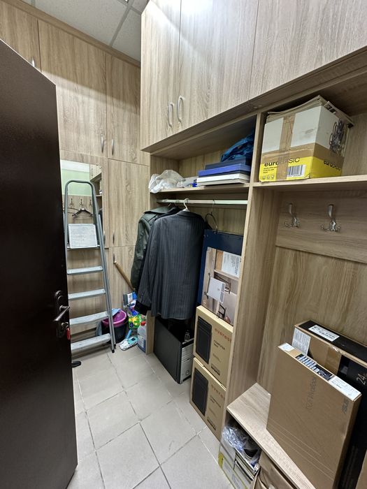 Оренда офісу з меблями, 240 метрів, дмитрівська 75, лукьянівка
