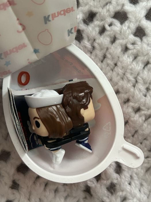 Обмін фігурки на білого демогоргана