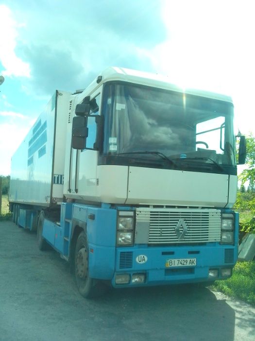 Полуприцеп-рефрижератор.