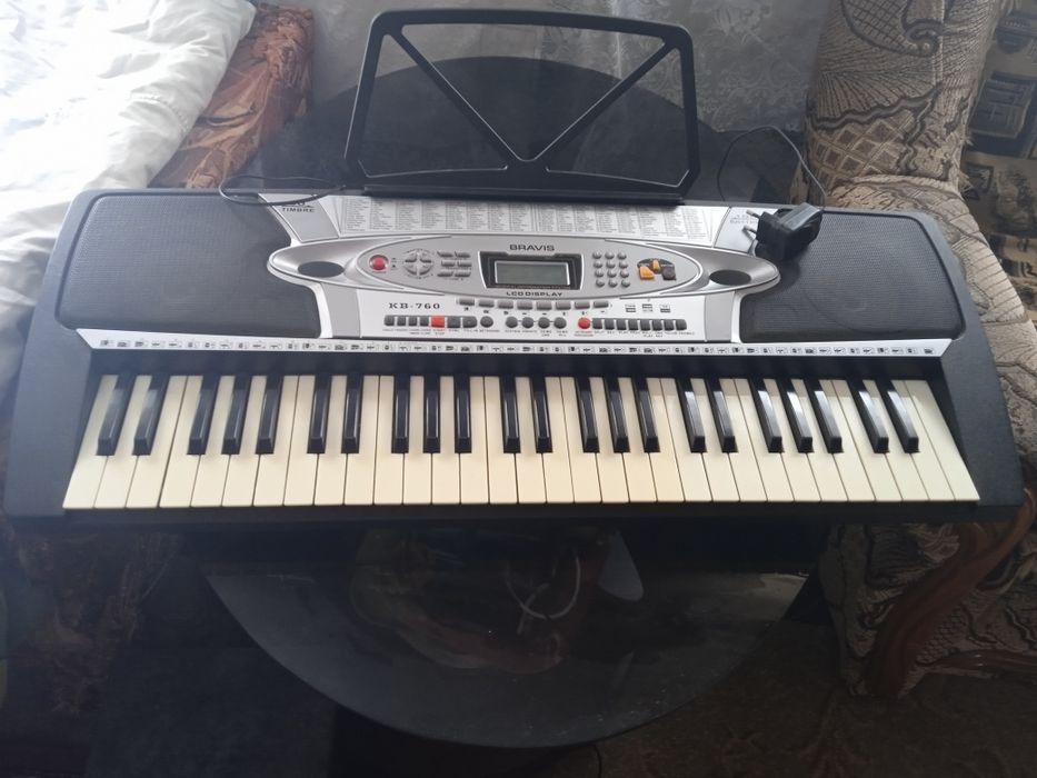 Синтезатор BravisKB-760