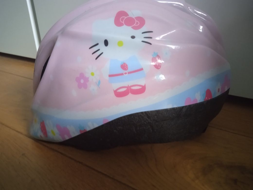Sprzedam kask rowerowy Hello Kitty dla dziewczynki 3-7 lat